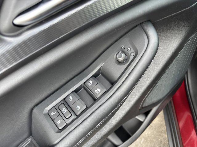 new 2025 Jeep Grand Cherokee car, priced at $40,170