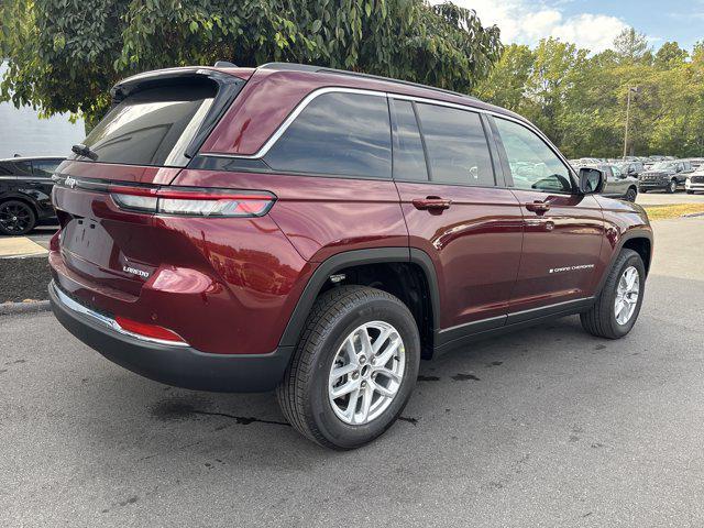 new 2025 Jeep Grand Cherokee car, priced at $40,170