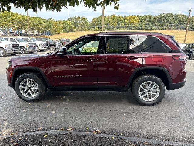 new 2025 Jeep Grand Cherokee car, priced at $40,170