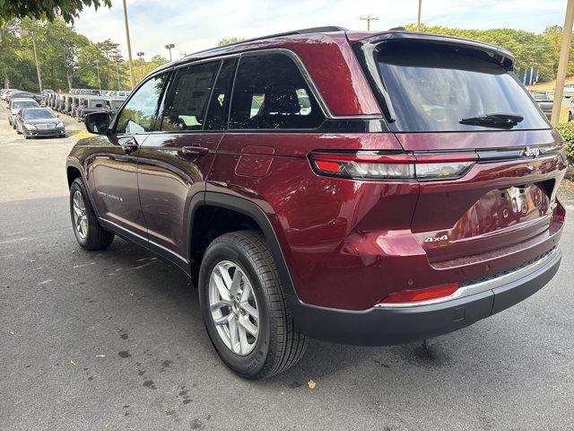 new 2025 Jeep Grand Cherokee car, priced at $40,170