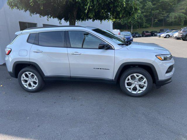 new 2024 Jeep Compass car, priced at $30,535