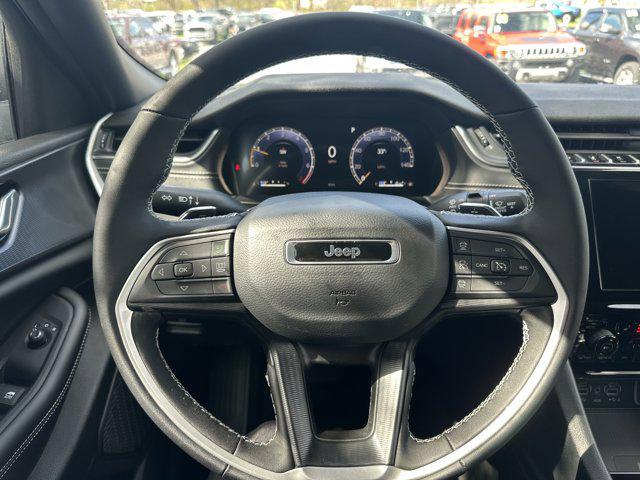 new 2025 Jeep Grand Cherokee car, priced at $41,570