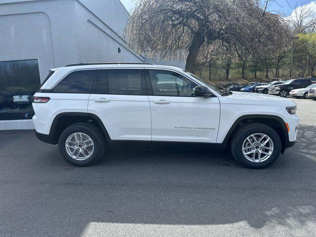new 2025 Jeep Grand Cherokee car, priced at $41,570