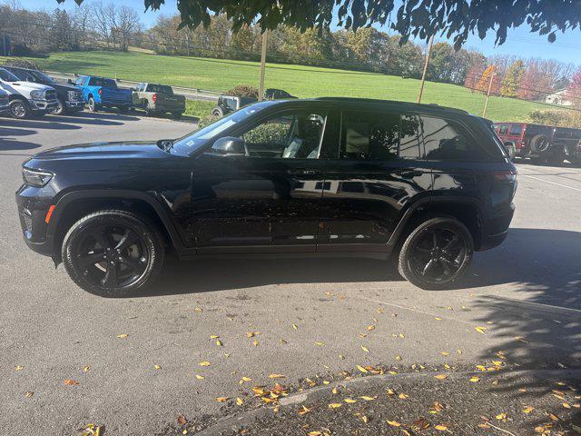 used 2023 Jeep Grand Cherokee car, priced at $29,750