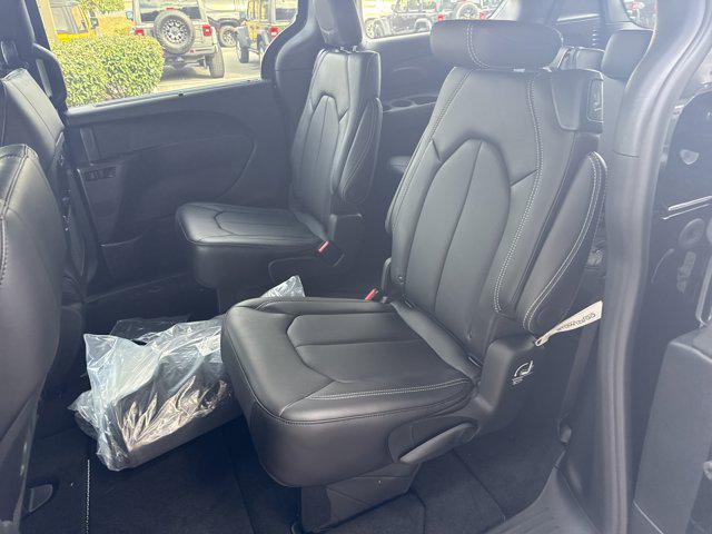 new 2026 Chrysler Pacifica car, priced at $46,415