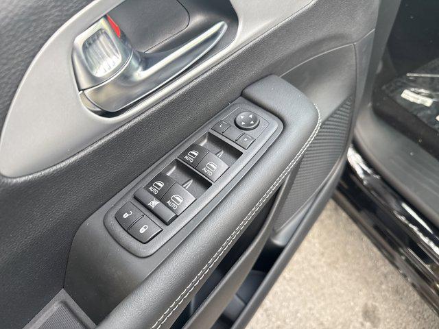 new 2026 Chrysler Pacifica car, priced at $46,415