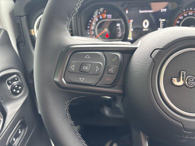 new 2025 Jeep Gladiator car, priced at $47,035
