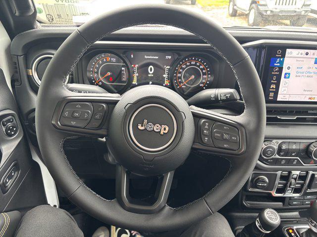 new 2025 Jeep Gladiator car, priced at $47,035