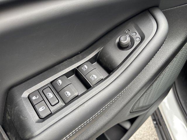 new 2025 Jeep Grand Cherokee car, priced at $40,120