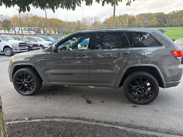 used 2021 Jeep Grand Cherokee car, priced at $28,000