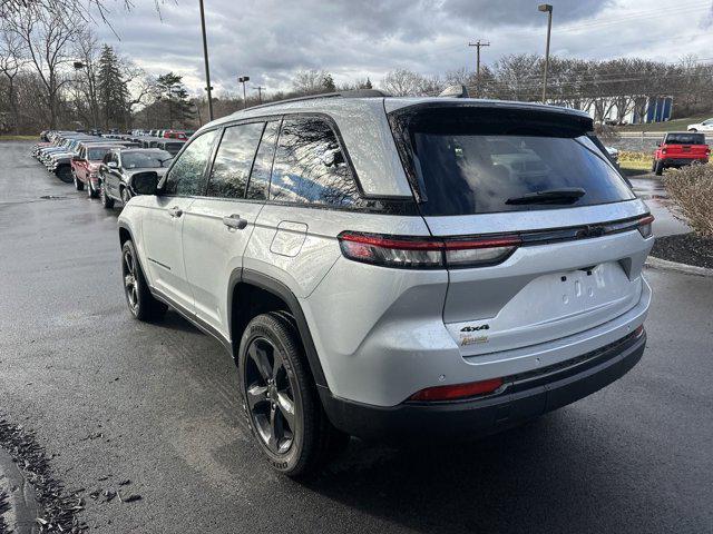 new 2024 Jeep Grand Cherokee car, priced at $41,675