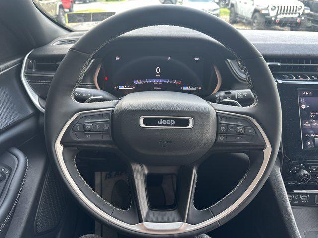 used 2023 Jeep Grand Cherokee car, priced at $36,000