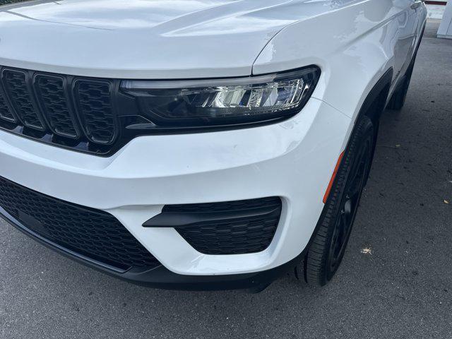 used 2023 Jeep Grand Cherokee car, priced at $36,000
