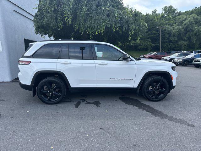 used 2023 Jeep Grand Cherokee car, priced at $36,000