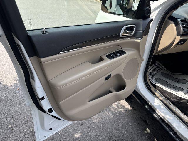 used 2021 Jeep Grand Cherokee car, priced at $29,000