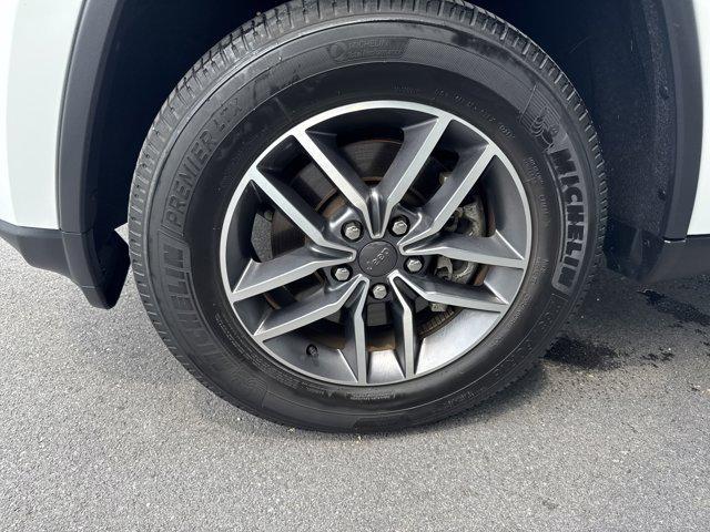 used 2021 Jeep Grand Cherokee car, priced at $29,000