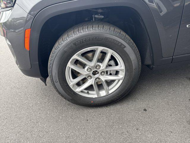 new 2025 Jeep Grand Cherokee car, priced at $40,670
