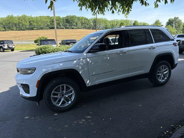 new 2024 Jeep Grand Cherokee car, priced at $38,375