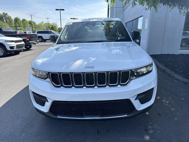 new 2024 Jeep Grand Cherokee car, priced at $38,375