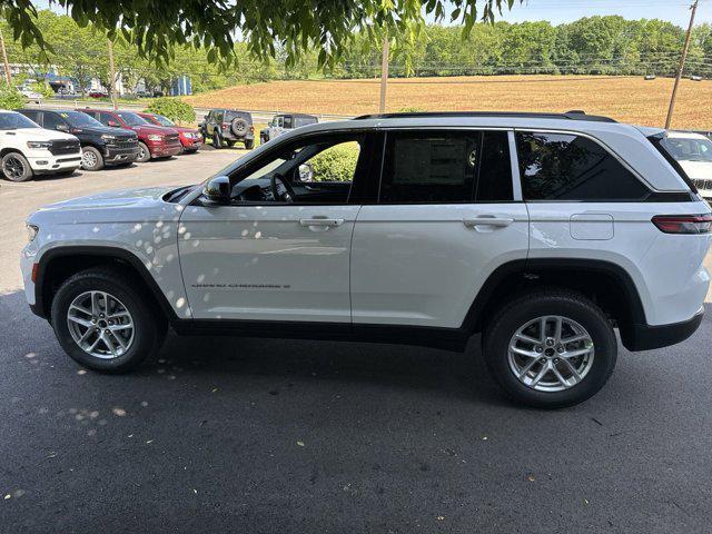 new 2024 Jeep Grand Cherokee car, priced at $38,375