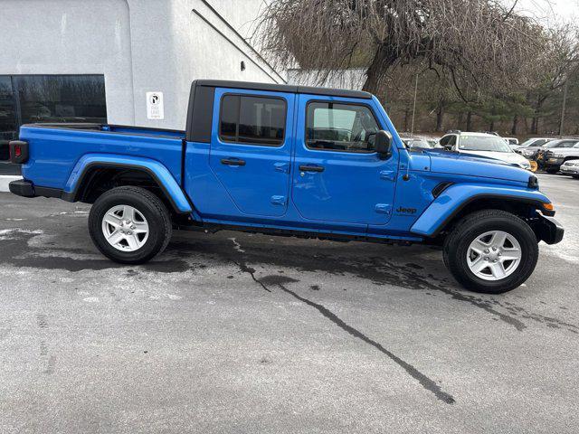 used 2022 Jeep Gladiator car, priced at $33,750