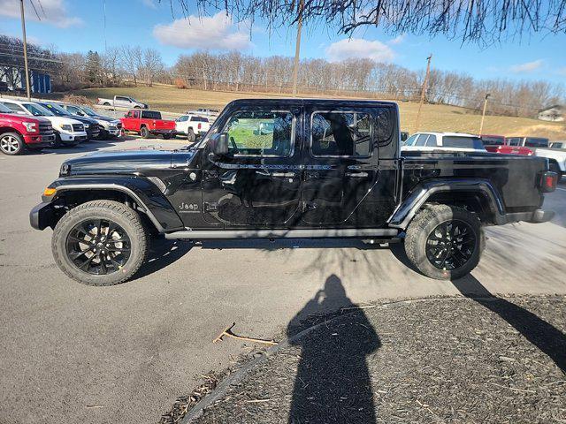 new 2025 Jeep Gladiator car, priced at $41,735