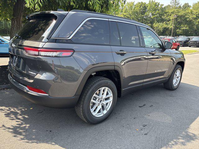 new 2025 Jeep Grand Cherokee car, priced at $40,670