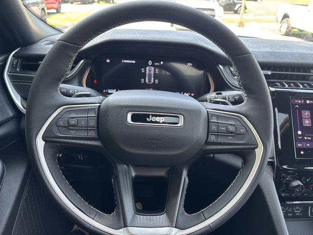 new 2025 Jeep Grand Cherokee car, priced at $40,670