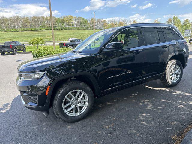 new 2024 Jeep Grand Cherokee car, priced at $38,970