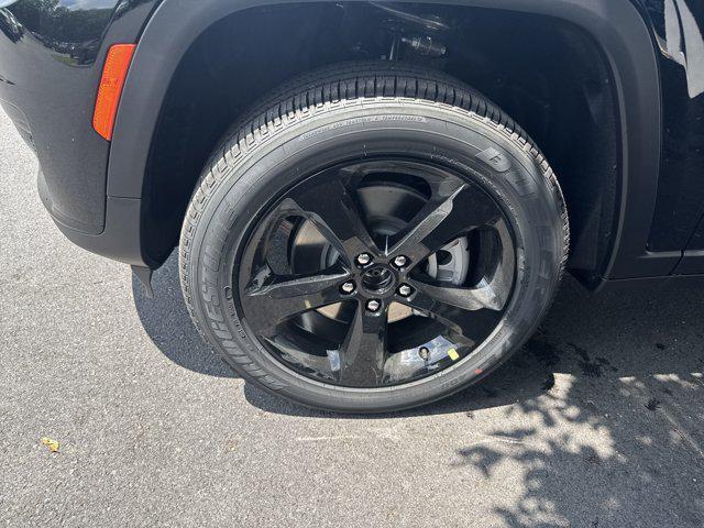 new 2025 Jeep Grand Cherokee L car, priced at $46,375