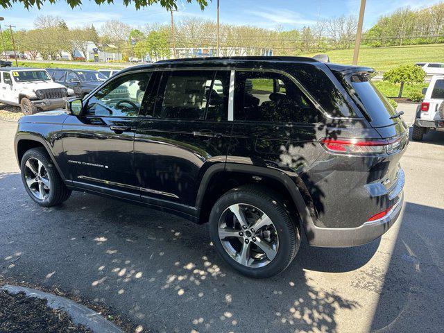 new 2024 Jeep Grand Cherokee car, priced at $46,935