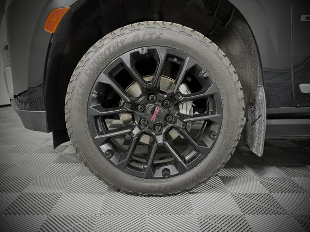 used 2022 GMC Yukon car, priced at $71,995