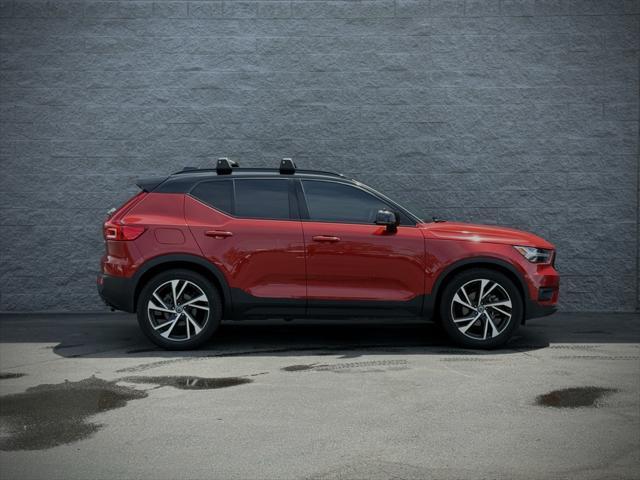 used 2021 Volvo XC40 car, priced at $28,995