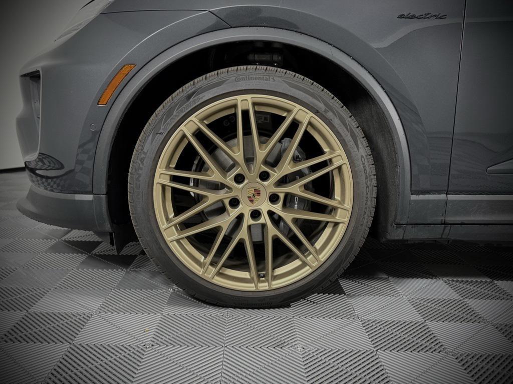 new 2024 Porsche Macan car, priced at $114,470