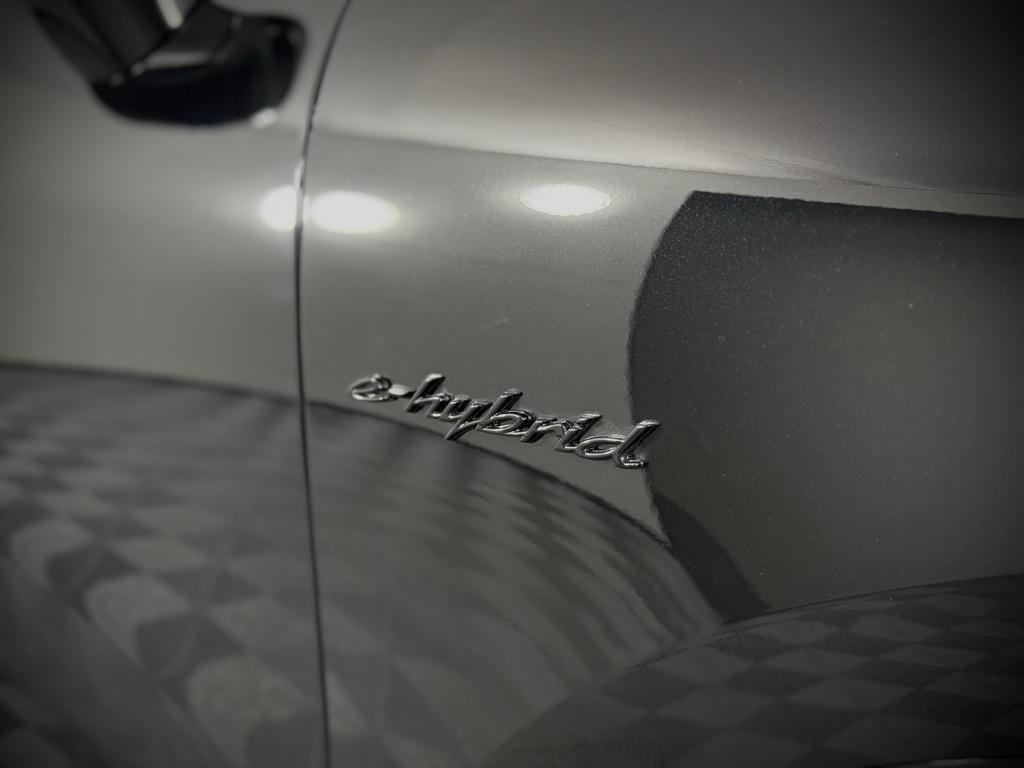 new 2025 Porsche Cayenne car, priced at $225,115