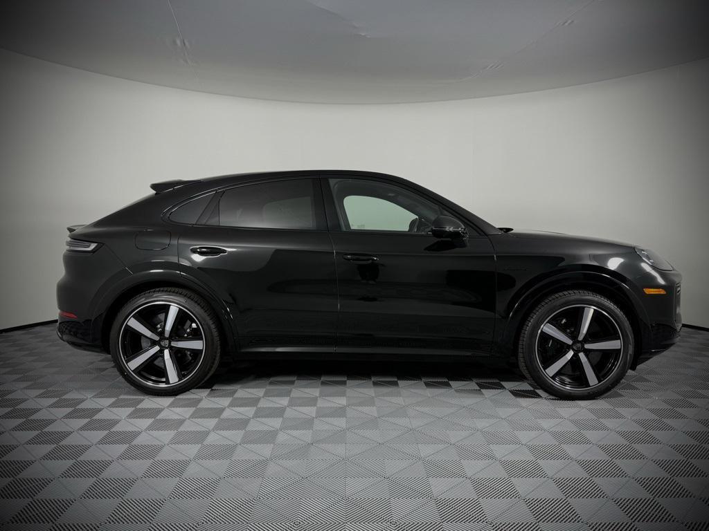 new 2025 Porsche Cayenne car, priced at $225,115