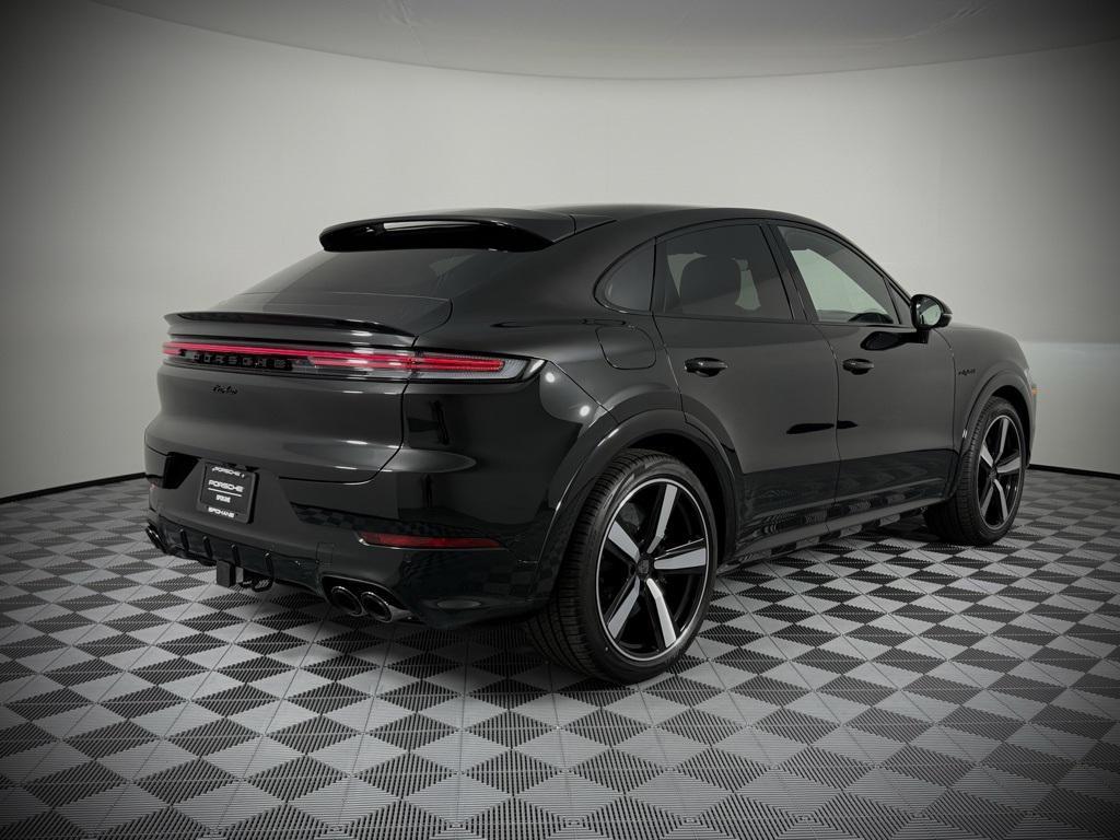 new 2025 Porsche Cayenne car, priced at $225,115