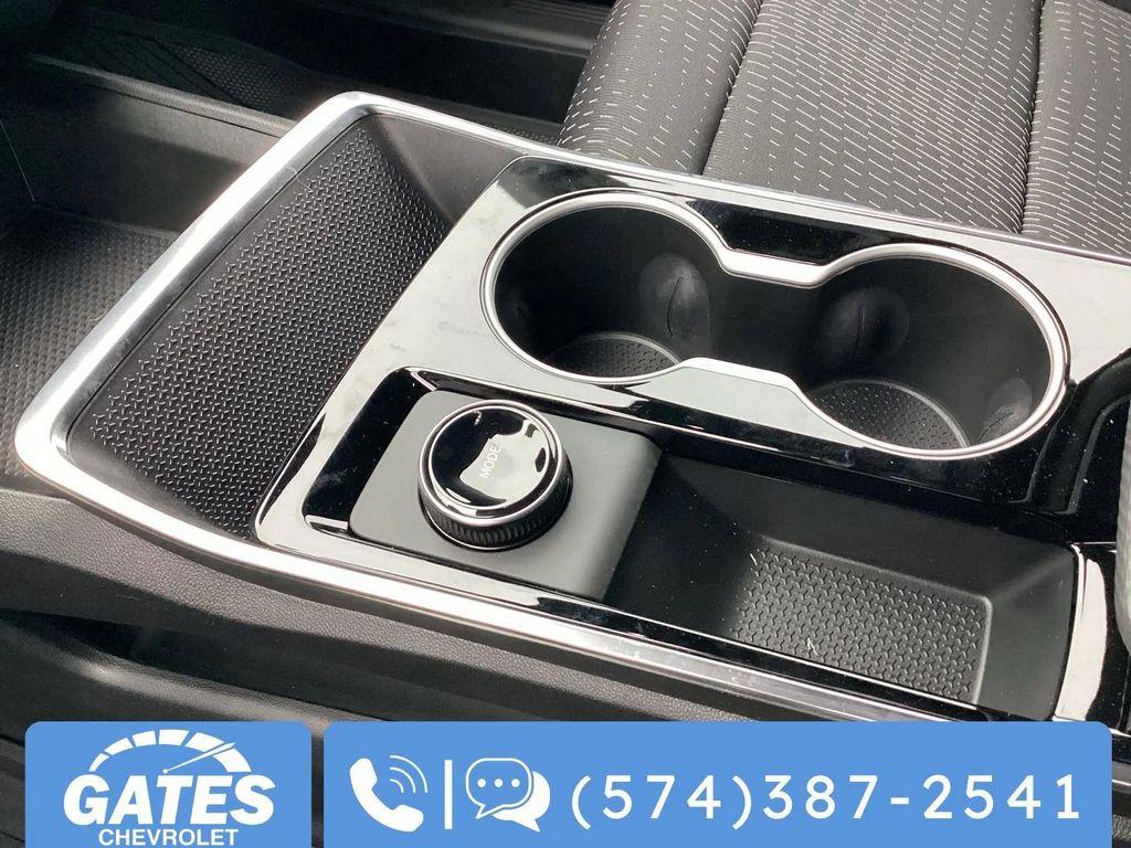 new 2026 Chevrolet Equinox car, priced at $30,820