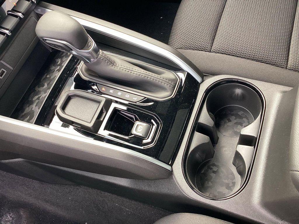 new 2025 Chevrolet Colorado car, priced at $38,590