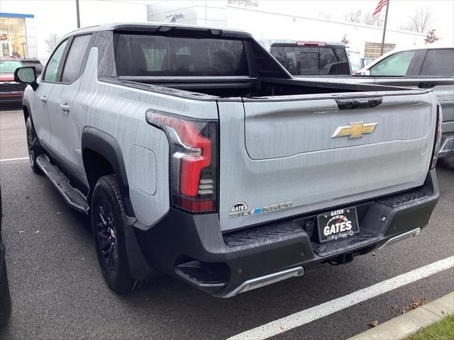 new 2025 Chevrolet Silverado EV car