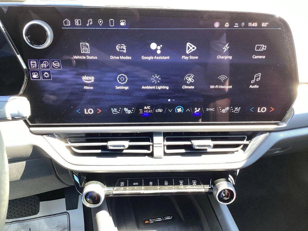 new 2025 Chevrolet Equinox EV car, priced at $45,185