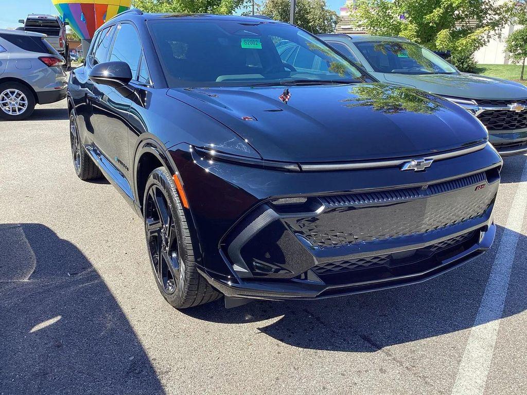 new 2025 Chevrolet Equinox EV car, priced at $45,185