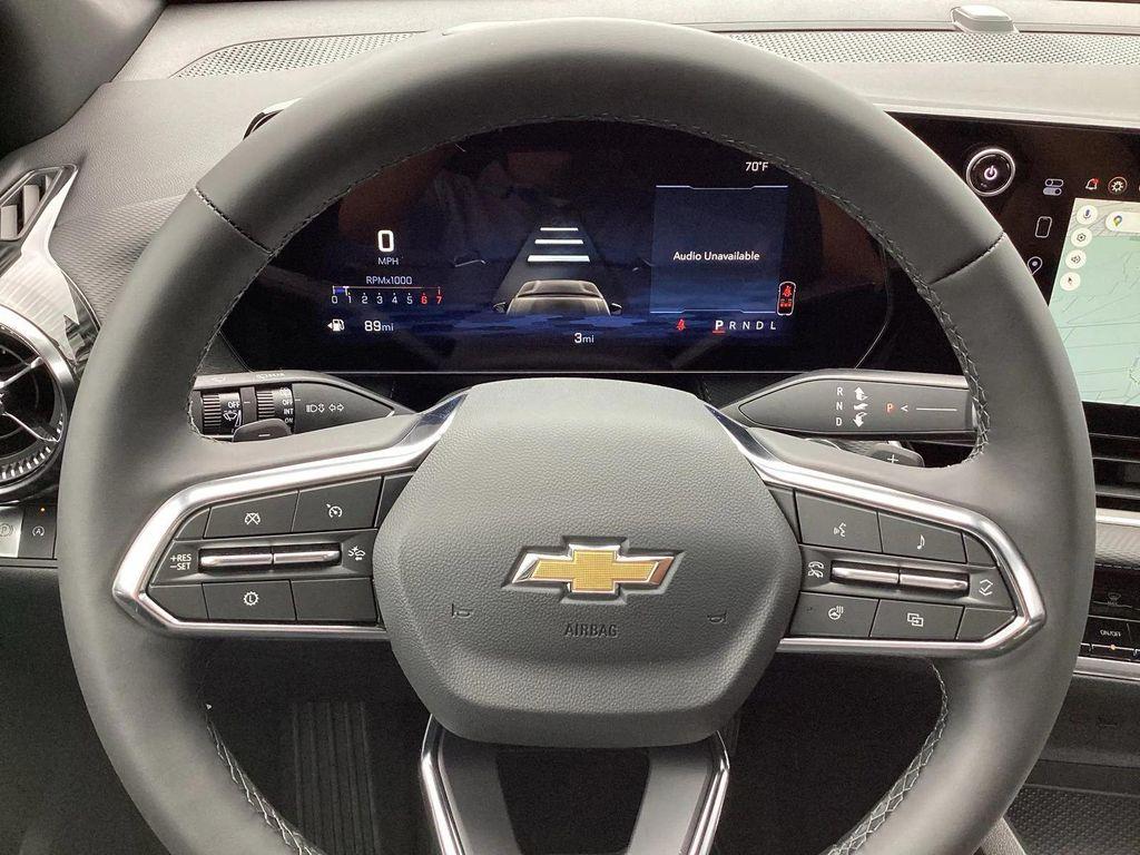 new 2026 Chevrolet Equinox car, priced at $30,495