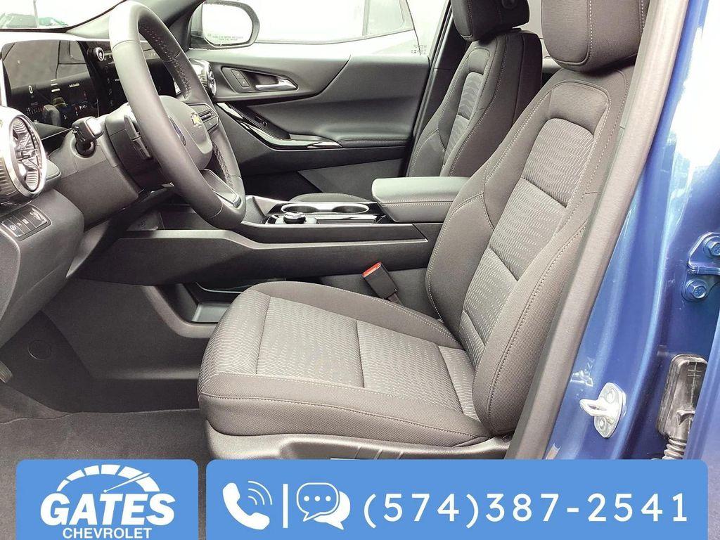 new 2026 Chevrolet Equinox car, priced at $30,495