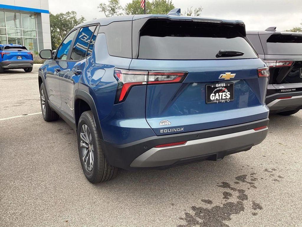 new 2026 Chevrolet Equinox car, priced at $30,495