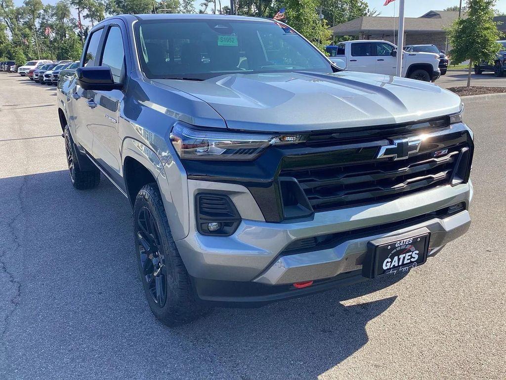 new 2025 Chevrolet Colorado car, priced at $50,290