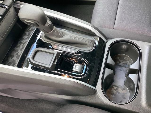 new 2025 Chevrolet Colorado car, priced at $33,865