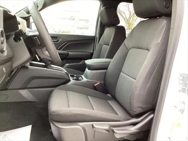 new 2025 Chevrolet Colorado car, priced at $33,865