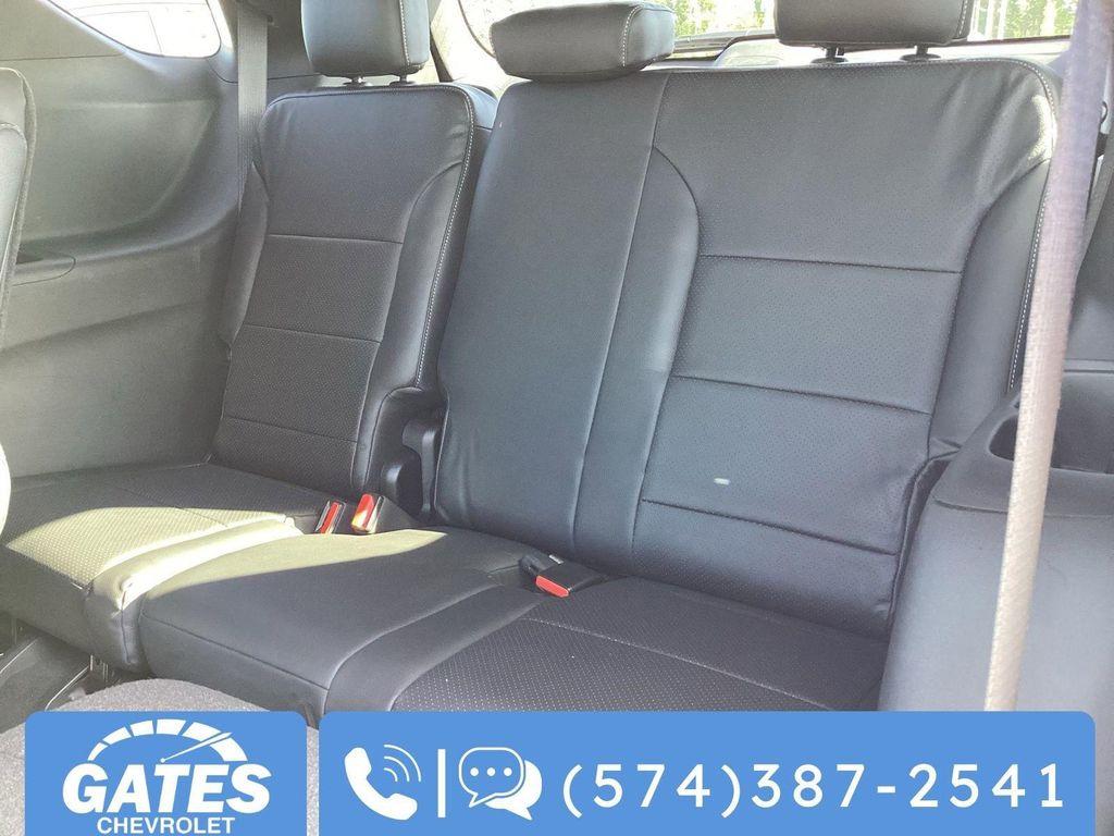 used 2025 Chevrolet Traverse car, priced at $37,561