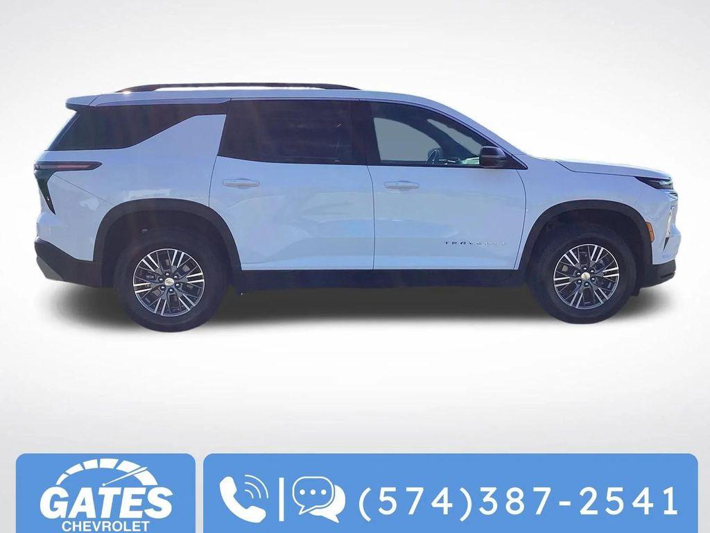 used 2025 Chevrolet Traverse car, priced at $37,561